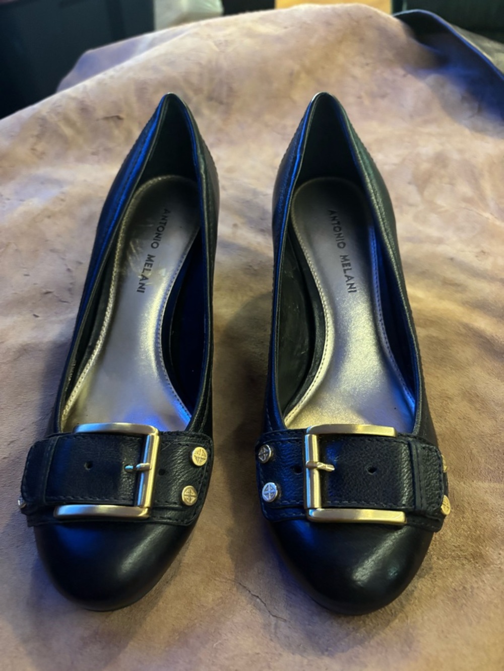 ANTONIO MELANI Black Leather Pumps with Gold Buckle Detail